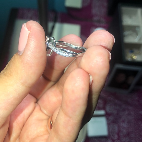Love ring - Picture 5 of 5